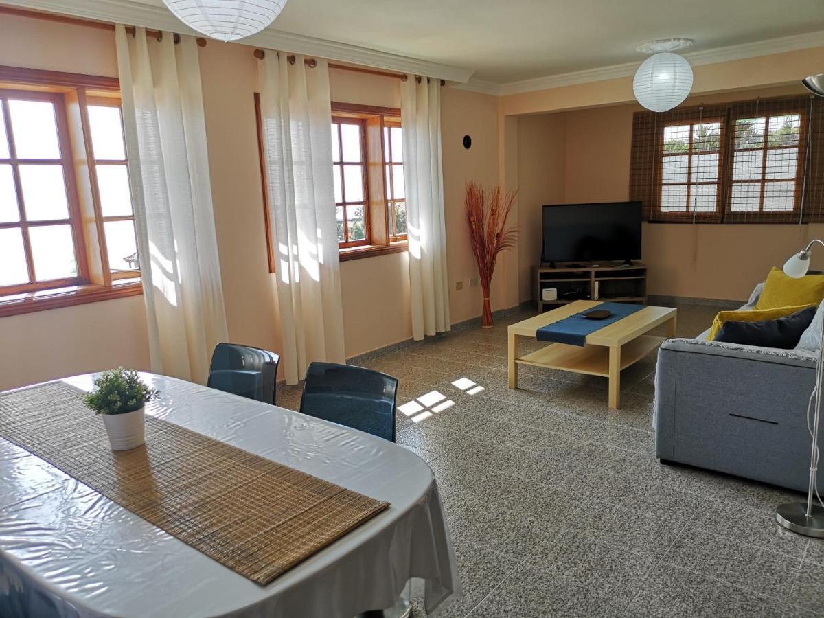 Sea And Mountain View Apartment Los Llanos De Aridane Exteriör bild