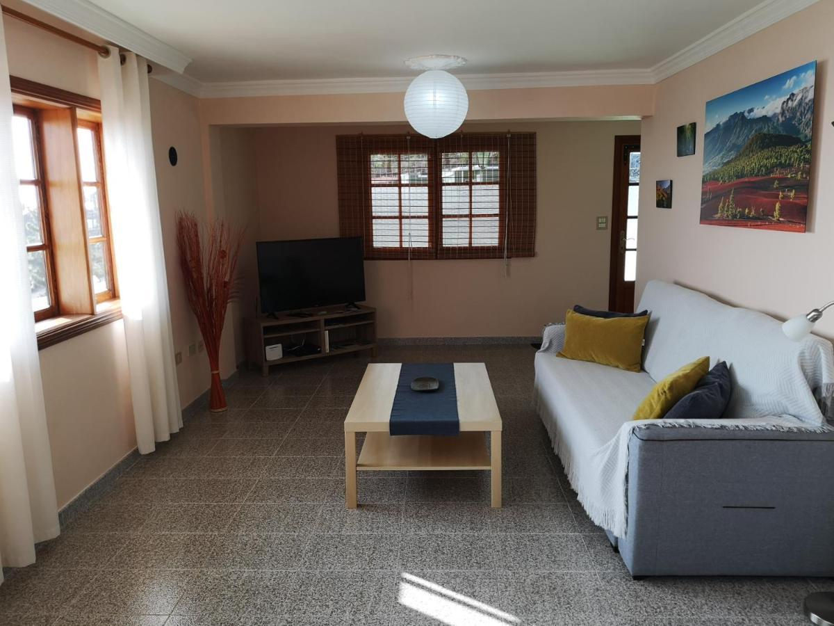 Sea And Mountain View Apartment Los Llanos De Aridane Exteriör bild