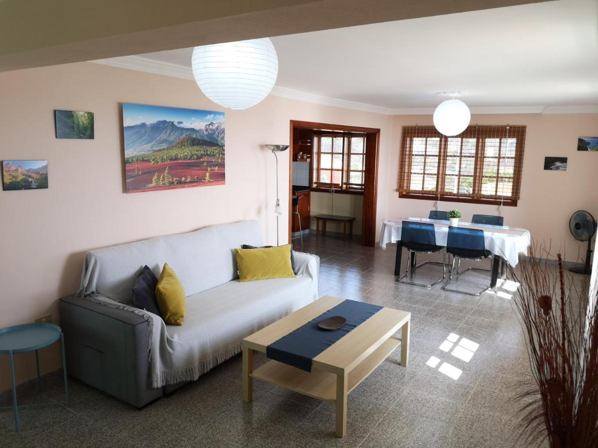 Sea And Mountain View Apartment Los Llanos De Aridane Exteriör bild